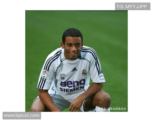 时尚足球明星短发造型推荐与精选图片分享